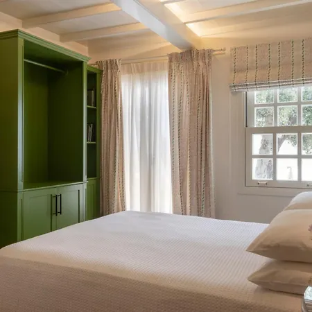 Despotiko Mykonos Town