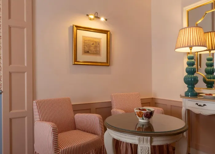 デスポティコ ホテル 4*