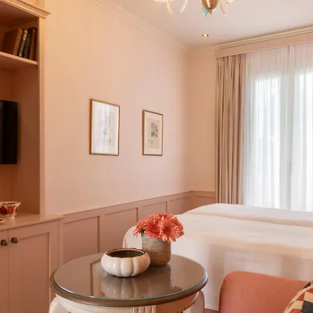 Despotiko Otel