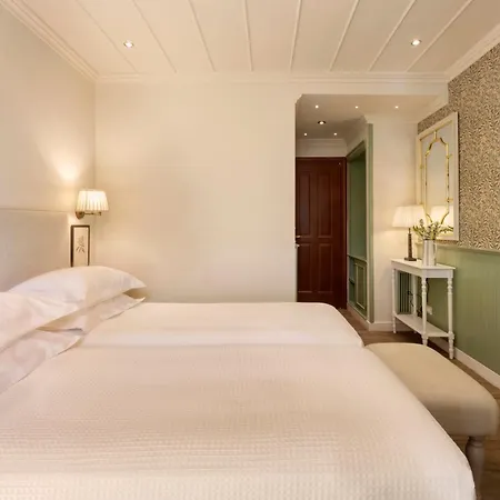 Otel Despotiko 4*