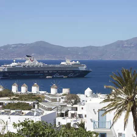 Otel Despotiko 4*